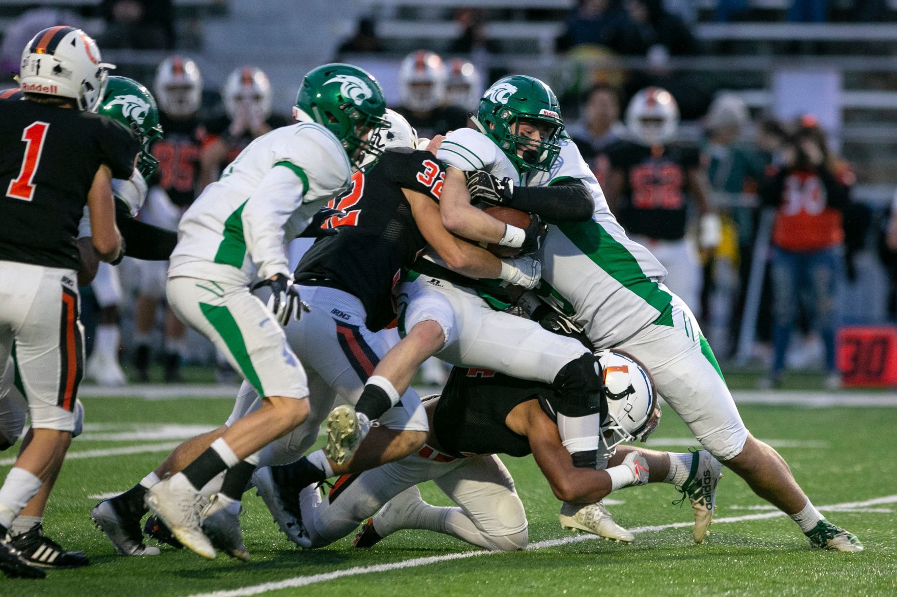 Senior hosts Belgrade for homecoming game